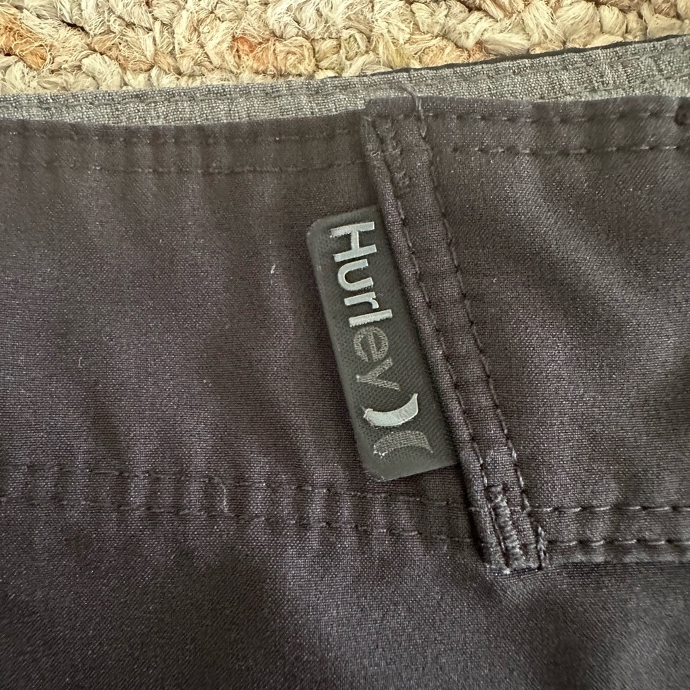 Bundle of 2 mens Hurley board shorts size 36 - Picture 8 of 9